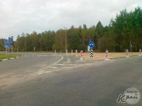 ФОТОФАКТ: В Вилейке переустраивают объездную дорогу, через которую проходит трасса Минск-Нарочь