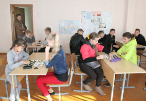 На базе Костюковичской районной государственной гимназии прошло первенство района по шахматам среди детей и подростков по месту жительства 2000-го года рождения и младше (+фото)