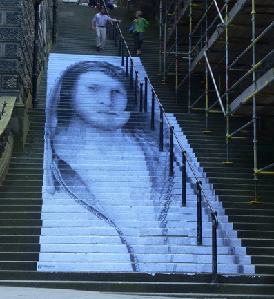 В Могилёве одну из лестниц к Дубровенке превратили в арт-объект