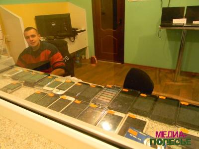 «Соседи знать не будут, зачем мне деньги», или Чем живёт лунинецкий ломбард «Соседи знать не будут, зачем мне деньги», или Чем живёт лунинецкий ломбард