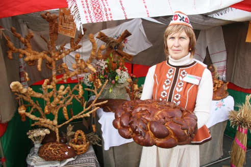 Пастаўчане прынялі актыўны ўдзел у абласных «Дажынках» (+фота)