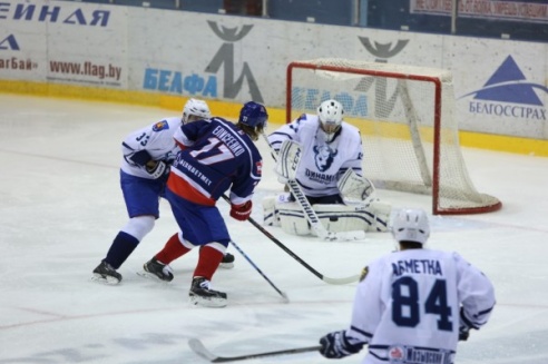 Молодечненские «Зубры» оказались не по зубам жлобинским «Волкам»