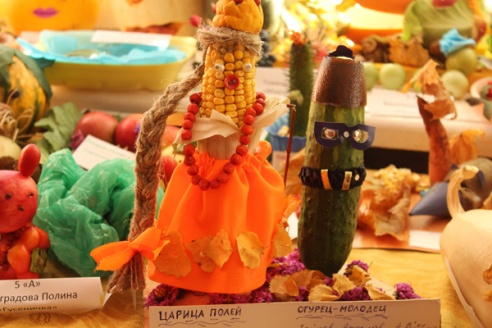 В СШ №1 г. п. Лиозно открылась выставка детских работ из даров природы