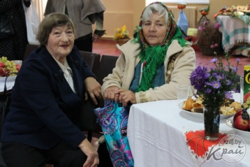 Как в Вязыни на Вилейщине работают 85-летние волонтеры (ФОТО)