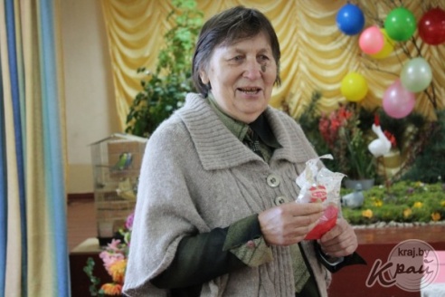 Как в Вязыни на Вилейщине работают 85-летние волонтеры (ФОТО)