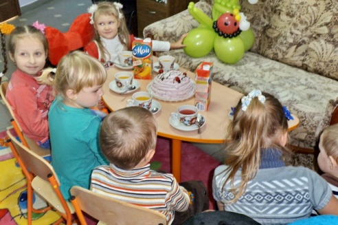 Что должен уметь ребёнок на разных этапах своего развития