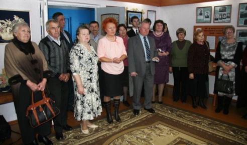 Ажываюць старонкі гісторыі