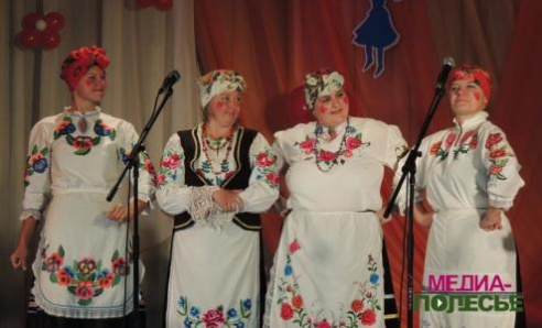 Профессиональный праздник культработники отметили торжественно и ярко