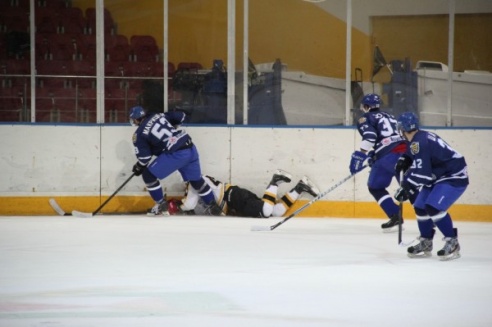 В напряженном матче «Динамо-Молодечно» обыграло «Химик-СКА»