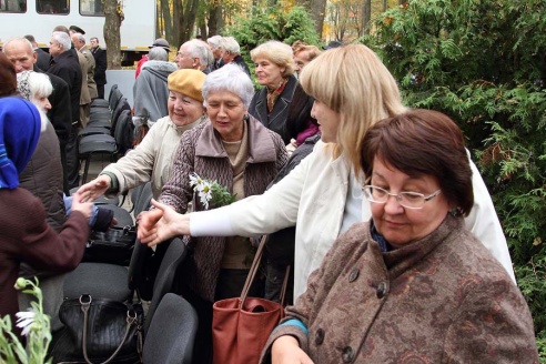 В Ленино прошел митинг-реквием