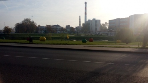 Фотофакт: «яблоки» снова на набережной