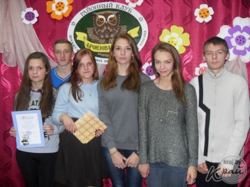 С вопросами на знания и смекалку на турнире знатоков в Вилейке лучше других справилась команда гимназии №2 (ФОТО)