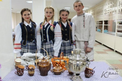 В шестом конкурсе профмастерства «Драник-шоу» в Вилейском профтехколледже победила команда «Зольковцы» (ФОТО)