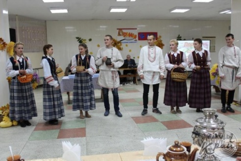 В шестом конкурсе профмастерства «Драник-шоу» в Вилейском профтехколледже победила команда «Зольковцы» (ФОТО)