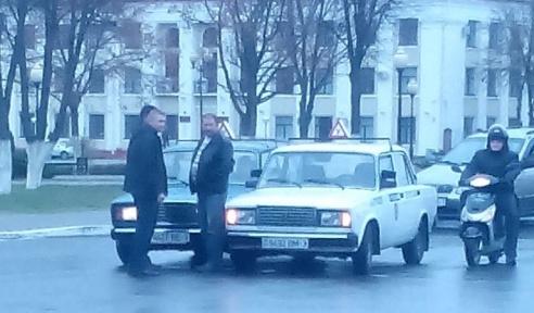 Фотофакт: в Светлогорске столкнулись два учебных автомобиля