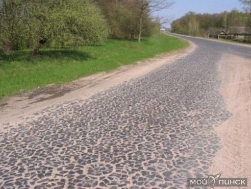 Кулибин даже и не мечтал, или «усе у хазяйстве прЫгадзiцца»! (Фотофакт о пинской брусчатке)