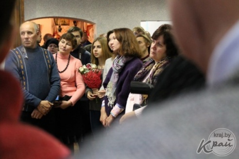 На открытие выставки Эдуарда Матюшонка в Вилейке приехали гости из Глубокого, Молодечно и Островецкого района (ФОТО)