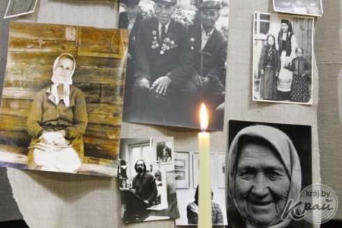 На открытие выставки Эдуарда Матюшонка в Вилейке приехали гости из Глубокого, Молодечно и Островецкого района (ФОТО)