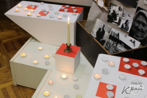 На открытие выставки Эдуарда Матюшонка в Вилейке приехали гости из Глубокого, Молодечно и Островецкого района (ФОТО)