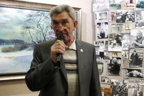 На открытие выставки Эдуарда Матюшонка в Вилейке приехали гости из Глубокого, Молодечно и Островецкого района (ФОТО)