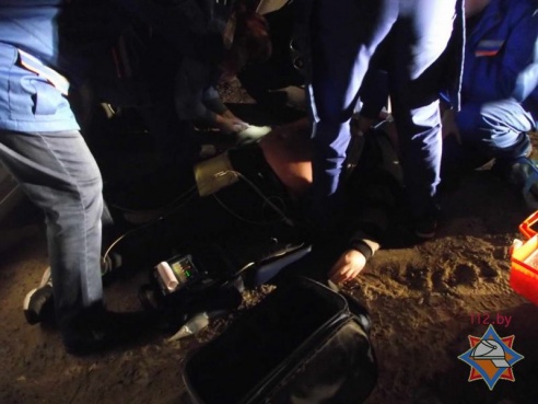 В Мозыре мужчина задохнулся в заведенном автомобиле