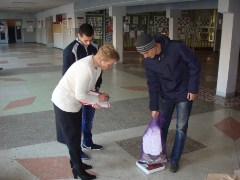 840 кг макулатуры собрали учащиеся и преподаватели автотранспортного колледжа в ходе акции «Всем миром»