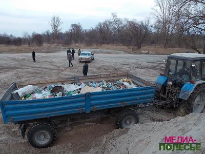 Побережье Припяти стало чище, благодаря инициативе работников УСП ПМК-7