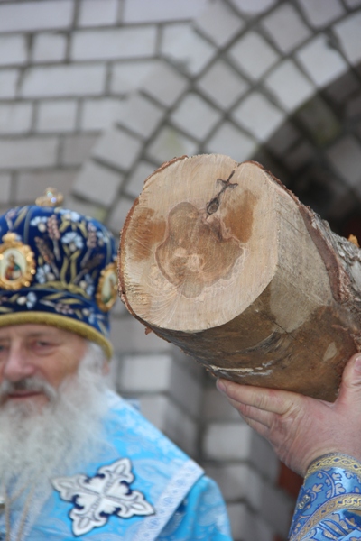 Адраджэнне святыні