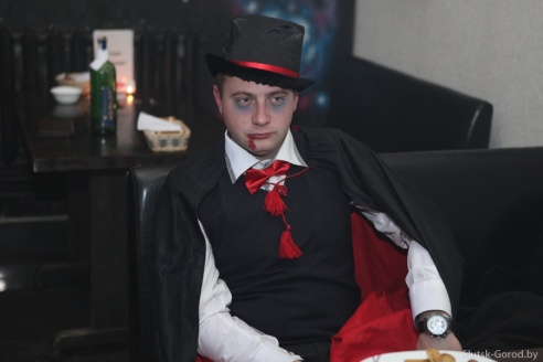 Ужасно весело. В "Маэстро" отметили Хеллоуин