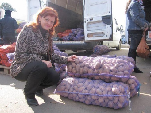 Осенняя ярмарка в Барановичах: овощей – густо, покупателей – пусто