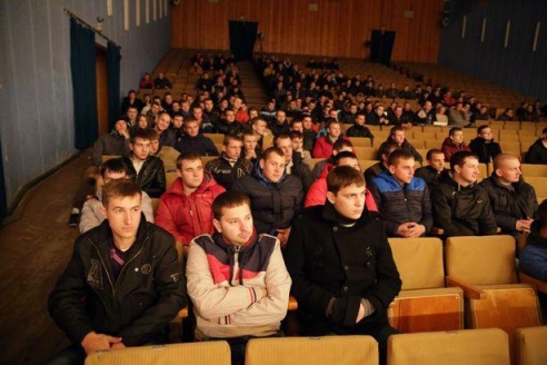 У Баранавічах адбыліся ўрачыстыя провады прызыўнікоў