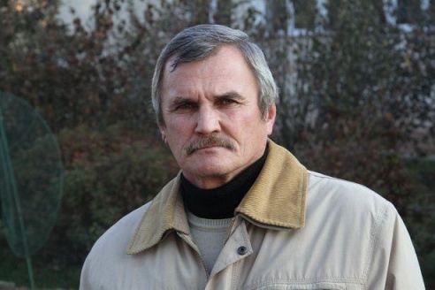 Барановичские коммунисты возложили цветы к памятнику Ленина