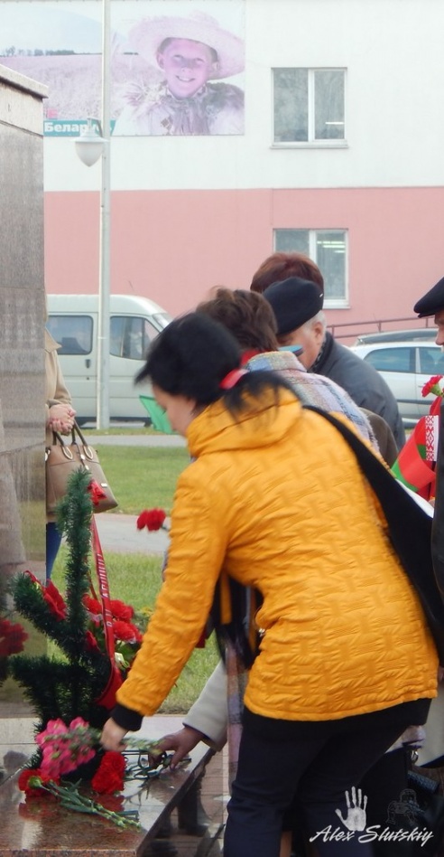 Митинг ко дню Октябрьской революции