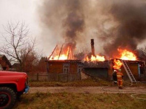 В Барановичском районе два человека погибли в огне