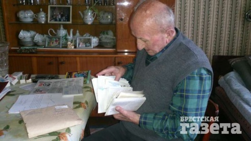 Переписка брестчанина с различными инстанциями по поводу состояния его дома превратилась в бумажное противостояние