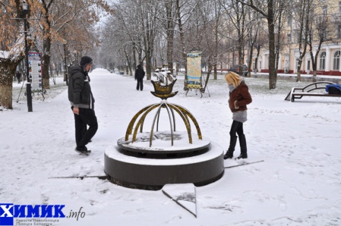 Первый снег в городе над Двиной: фоторепортаж