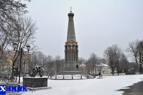 Первый снег в городе над Двиной: фоторепортаж