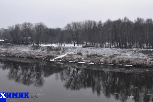 Первый снег в городе над Двиной: фоторепортаж