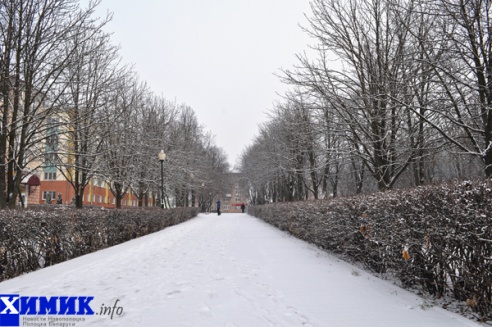 Первый снег в городе над Двиной: фоторепортаж