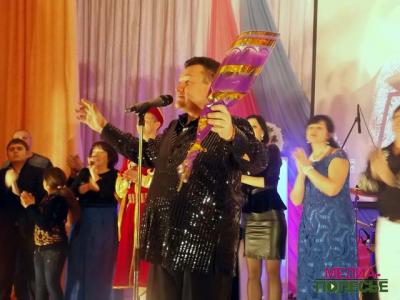 Концерт Олега Жумашева прошёл при полном аншлаге