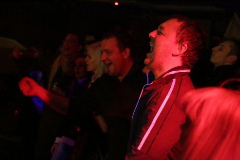 Гурт N.R.M. у Баранавічах навучыў па-новаму спяваць песню «Тры чарапахі»