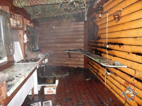 Горела столовая
