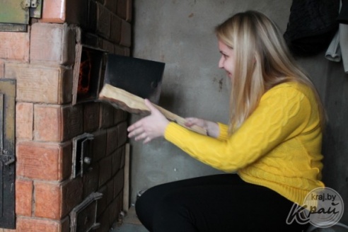 Фельдшер-акушер по распределению в Вилейском районе: Мама очень переживала, что я попала на район (ФОТО)