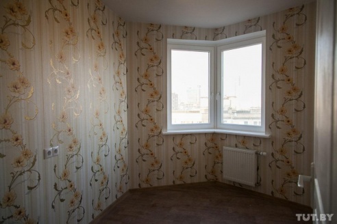 Светлогорским многодетным семьям сдали дом, в котором невозможно жить (фото)