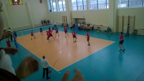 В упорной борьбе
