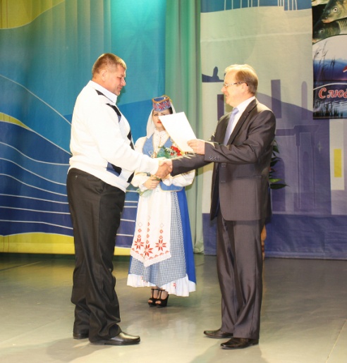 Усім калектывам, у коле сяброў (+фота)