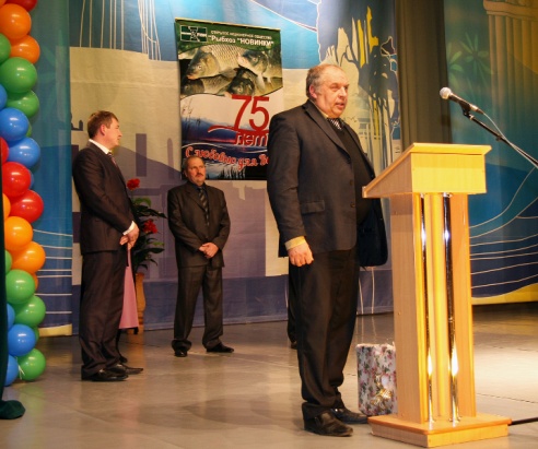 Усім калектывам, у коле сяброў (+фота)