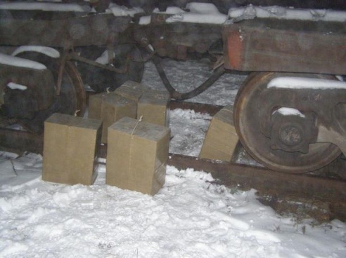 В Барановичах в грузовом поезде обнаружили коробки с сигаретами на $17 тысяч