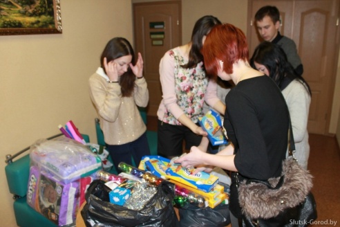 Случчане посетили Дом ребёнка