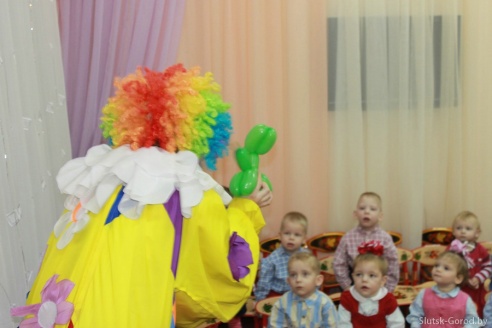 Случчане посетили Дом ребёнка